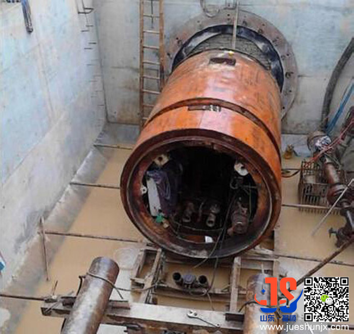 天津泥水平衡顶管机施工排污工程